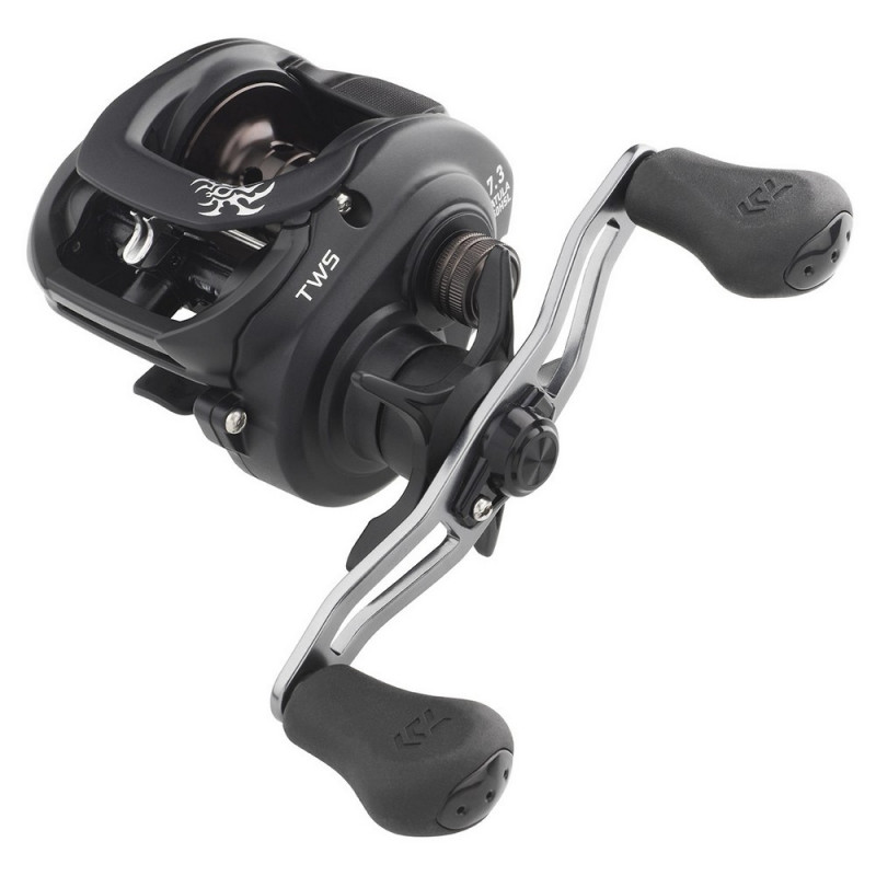 001-carrete-daiwa-tat150hl.jpg